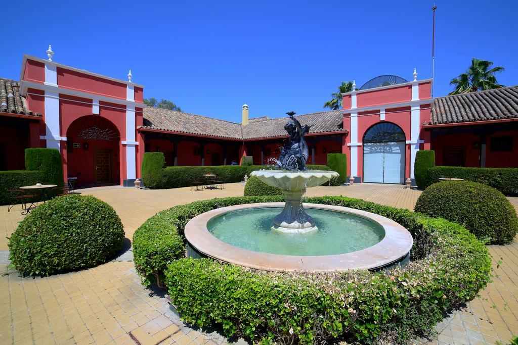 Hotel Hacienda Montenmedio Vejer de la Frontera Exterior photo