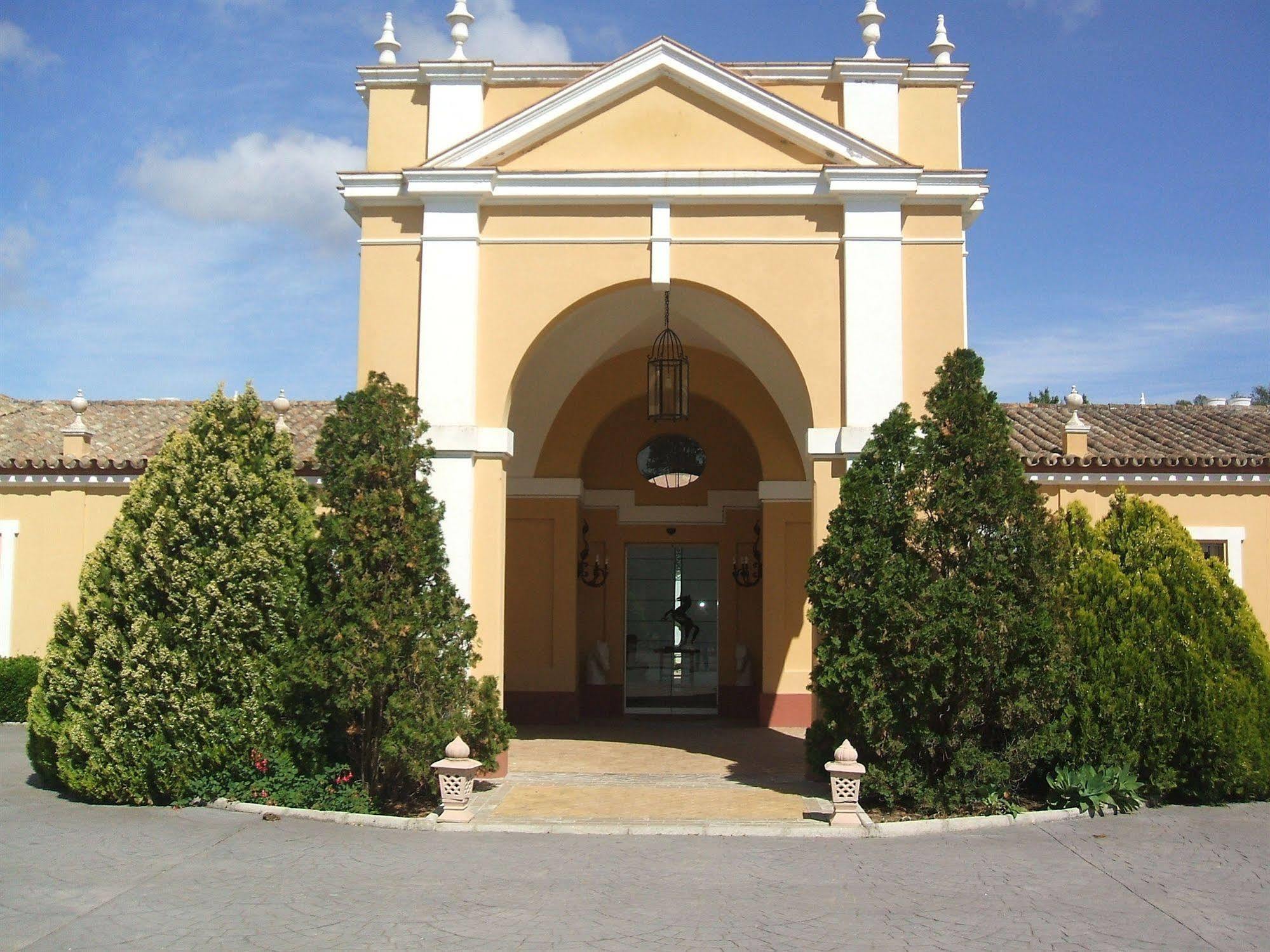 Hotel Hacienda Montenmedio Vejer de la Frontera Exterior photo